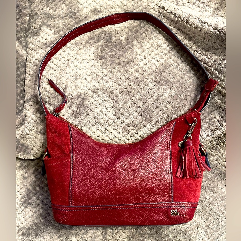 The Sak Leather and Suede Burgundy Oxblood Hobo Retro Boho Shoulder Bag